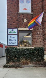 Lake House Books
